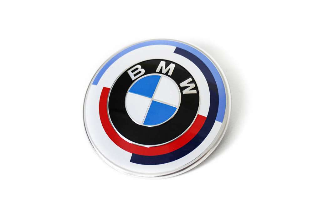Emblema BMW, montaj pe capota sau portbagaj, 82mm, alb/albastru/rosu